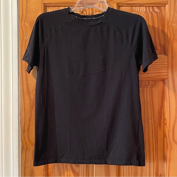 Kenneth Cole Other - Kenneth Cole Black Short Sleeve Tee